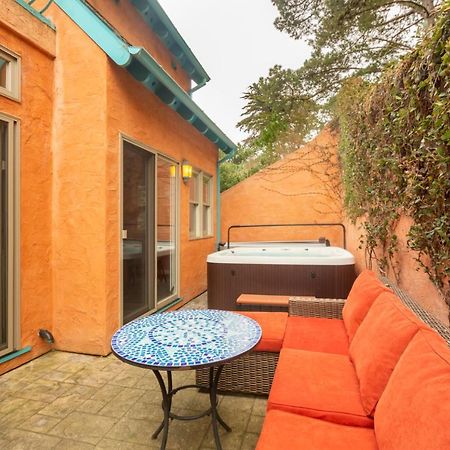 @ Marbella Lane Tuscan Villa With Hot Tub Pacifica Exterior photo