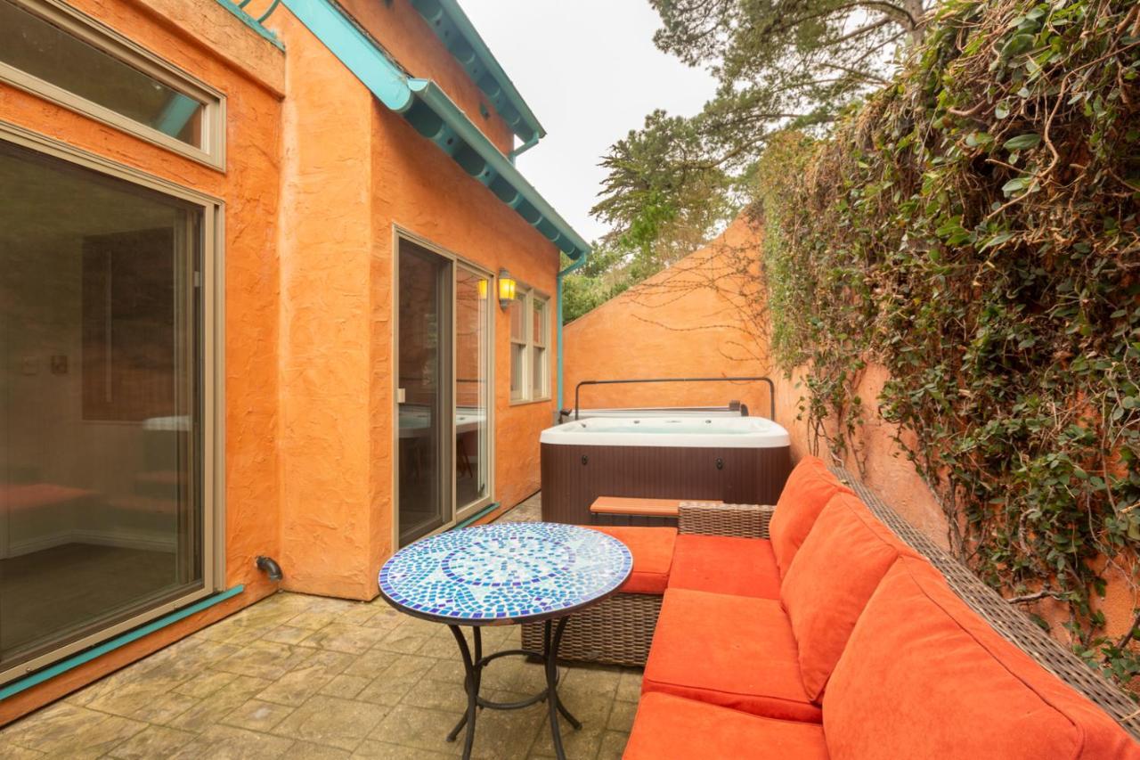 @ Marbella Lane Tuscan Villa With Hot Tub Pacifica Exterior photo
